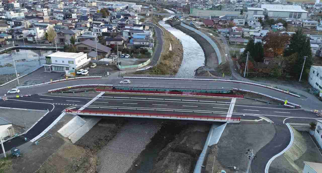 赤湯停車場線(花見橋)