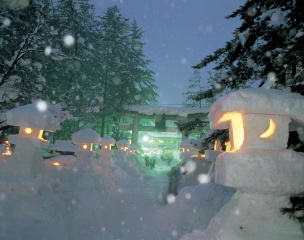 上杉雪灯篭まつり(米沢市)